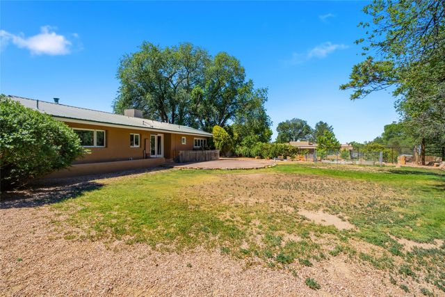 2 Arbol Grande, Santa Fe, NM 87506