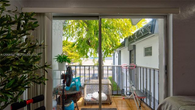 7226 SW 94th Place F8, Miami, FL 33173