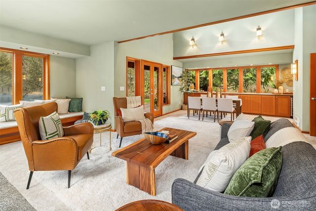 16109 Kelly Road NE, Duvall, WA 98019