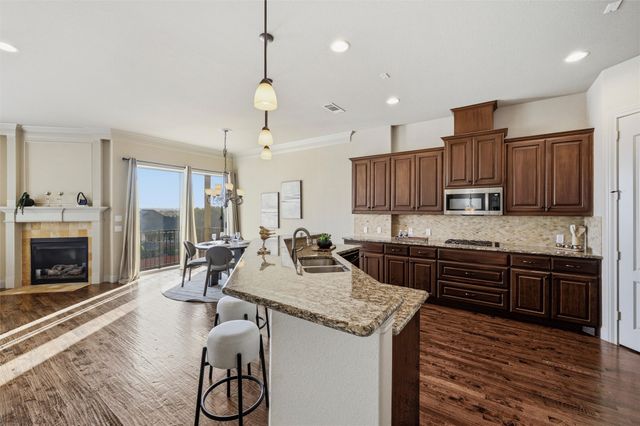 563 Rockingham Drive, Irving, TX 75063