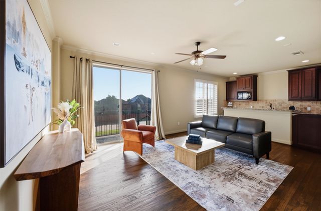 563 Rockingham Drive, Irving, TX 75063