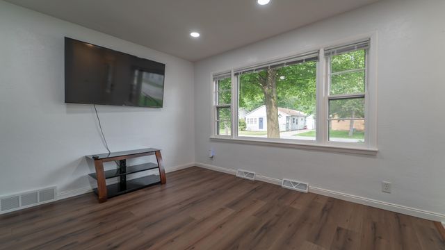 523 Grace Street, Michigan City, IN 46360