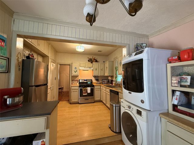 132 E Wyandotte Street, Shreveport, LA 71101