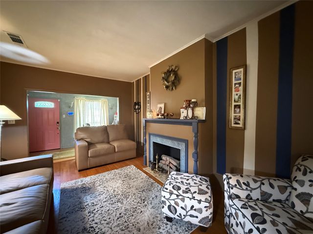 132 E Wyandotte Street, Shreveport, LA 71101