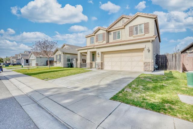 1025 Barbados St, Manteca, CA 95337