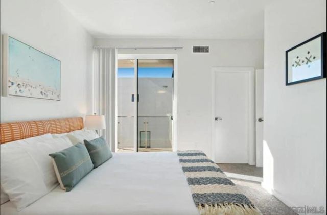 2889 B Street, San Diego, CA 92102