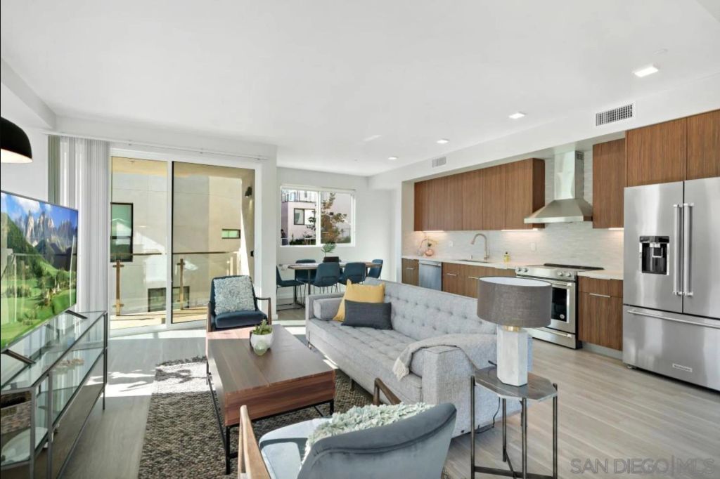 2889 B Street, San Diego, CA 92102