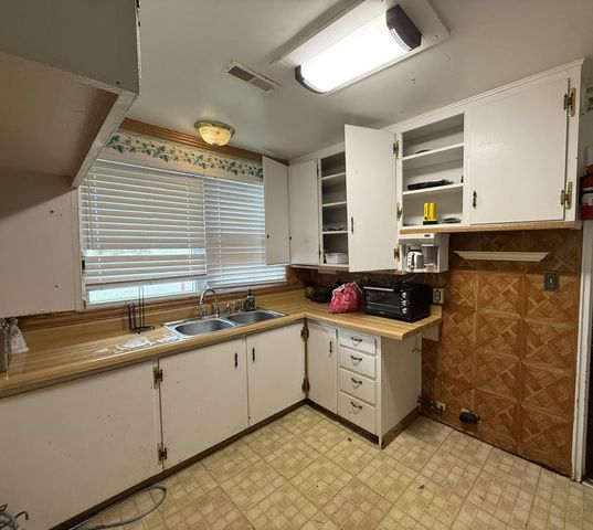 998 North Street, Bamberg, SC 29003