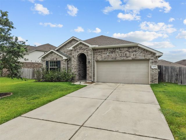 4331 Oakdale Mist Drive, Dickinson, TX 77539