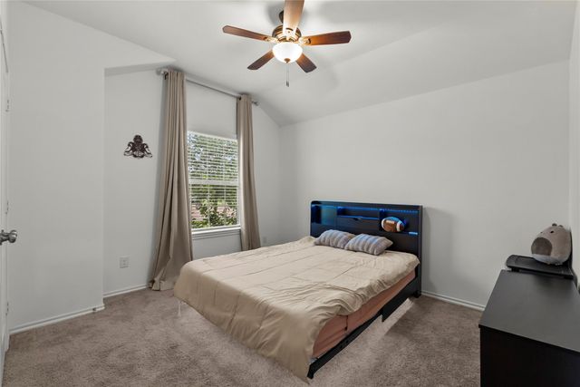 4331 Oakdale Mist Drive, Dickinson, TX 77539