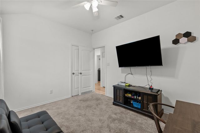 4331 Oakdale Mist Drive, Dickinson, TX 77539