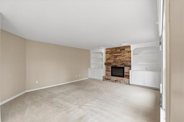 9036 Audubon Dr, Adams Twp, PA 15044