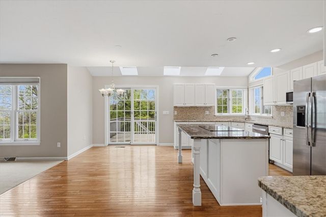 9036 Audubon Dr, Adams Twp, PA 15044