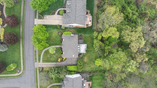 9036 Audubon Dr, Adams Twp, PA 15044