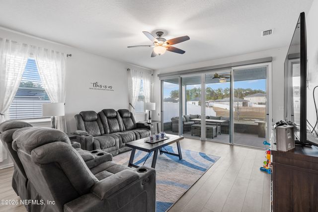 1465 TROPICAL PINE Cove, Middleburg, FL 32068