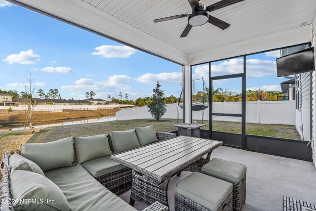 1465 TROPICAL PINE Cove, Middleburg, FL 32068