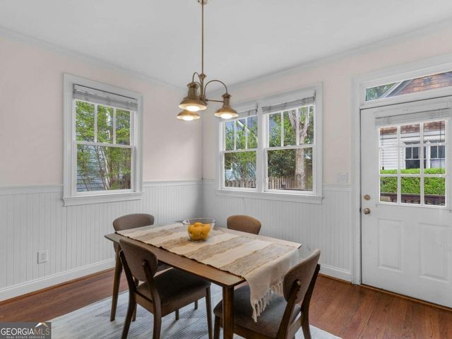 945 Longley Avenue NW, Atlanta, GA 30318