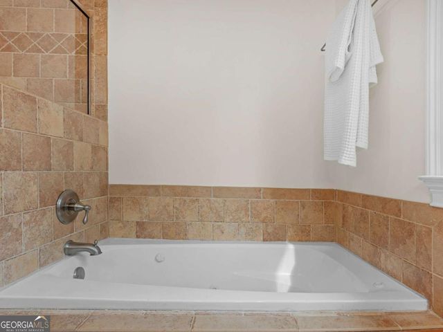 945 Longley Avenue NW, Atlanta, GA 30318