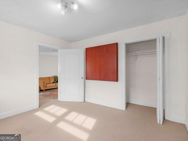 945 Longley Avenue NW, Atlanta, GA 30318