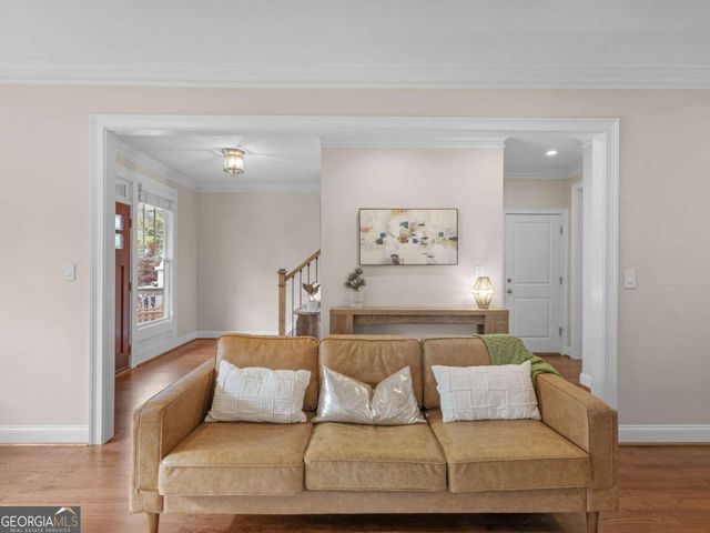 945 Longley Avenue NW, Atlanta, GA 30318