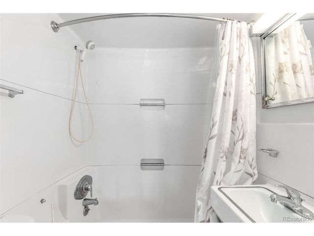 220 E La Bonte St 215, Dillon, CO 80435