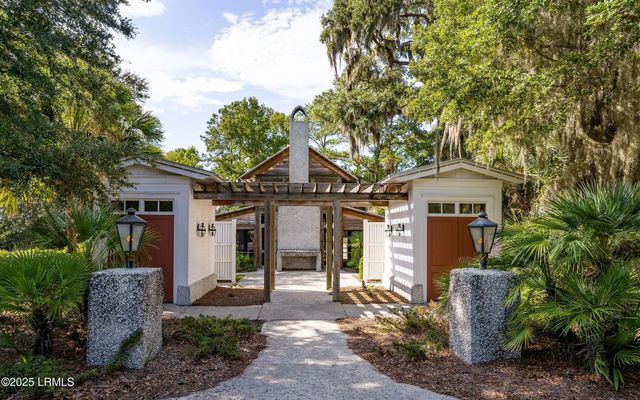 2710 Bluestem Drive, Beaufort, SC 29902