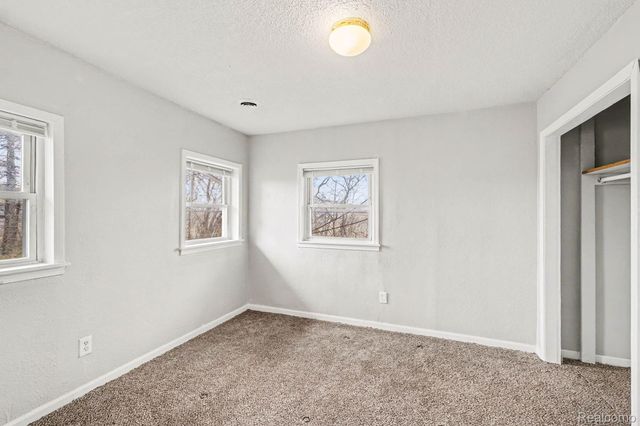 4267 Torrey Road, Flint Charter Township, MI 48507