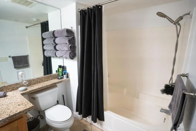 450 J St 4161, San Diego, CA 92101