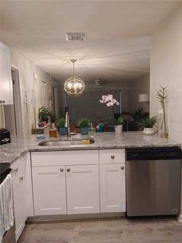 6218 PALMA DEL MAR BOULEVARD S 213, St Petersburg, FL 33715