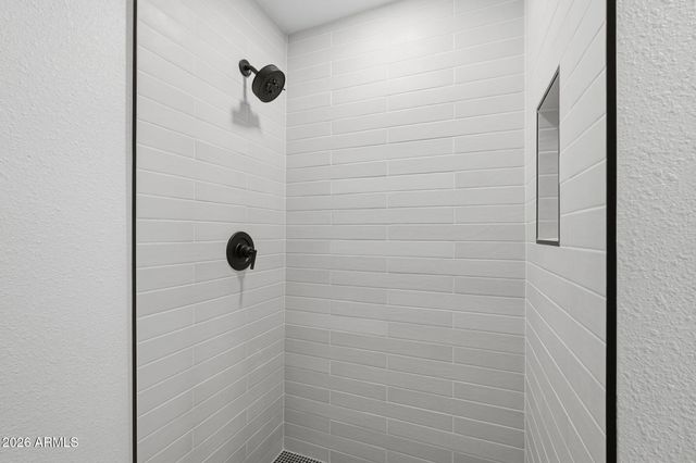 215 S 82ND Way, Mesa, AZ 85208