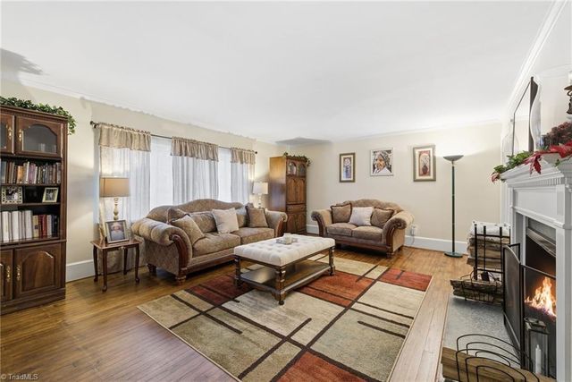 422 Woodsway Drive, Lexington, NC 27292