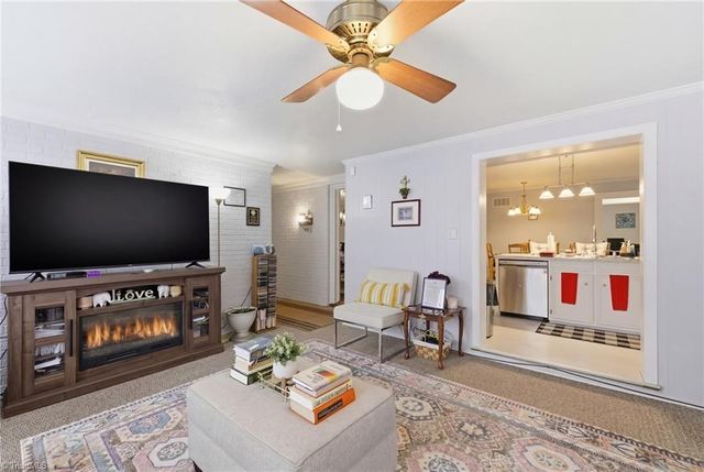 422 Woodsway Drive, Lexington, NC 27292