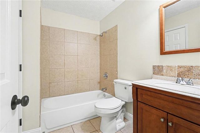 5580 Stonington Trace Parkway, Stone Mountain, GA 30087