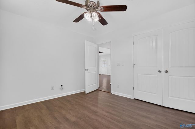 204 Mountain Lake Circle, Rainbow City, AL 35906