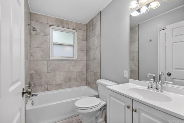 6623 Kavanaugh Place, Little Rock, AR 72207