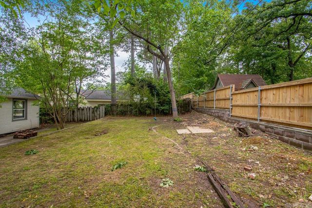 6623 Kavanaugh Place, Little Rock, AR 72207