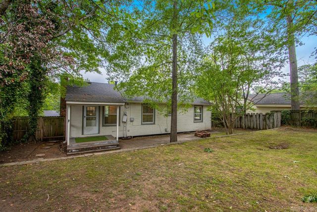 6623 Kavanaugh Place, Little Rock, AR 72207