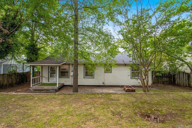 6623 Kavanaugh Place, Little Rock, AR 72207