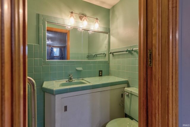 951 S Rotherwood Avenue, Evansville, IN 47714