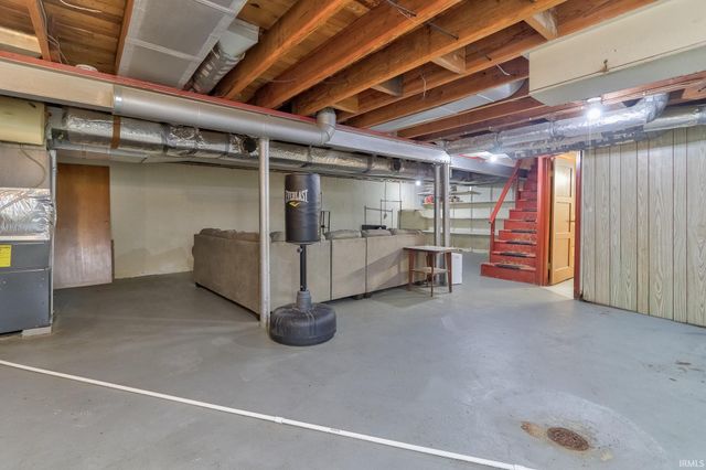 951 S Rotherwood Avenue, Evansville, IN 47714