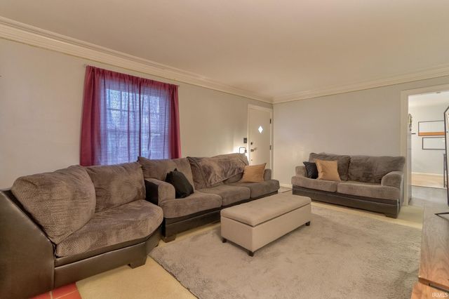 951 S Rotherwood Avenue, Evansville, IN 47714