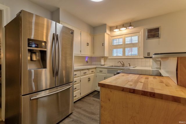 951 S Rotherwood Avenue, Evansville, IN 47714