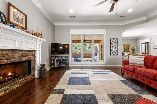 36 Meadow Crest Drive, Sherwood, AR 72120