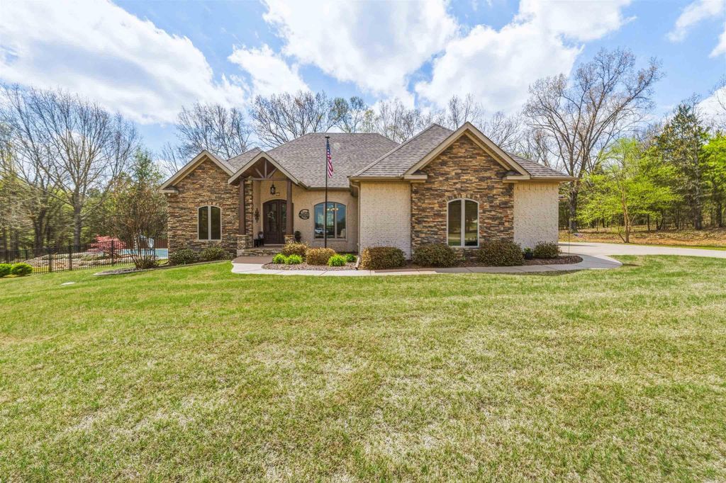 36 Meadow Crest Drive, Sherwood, AR 72120