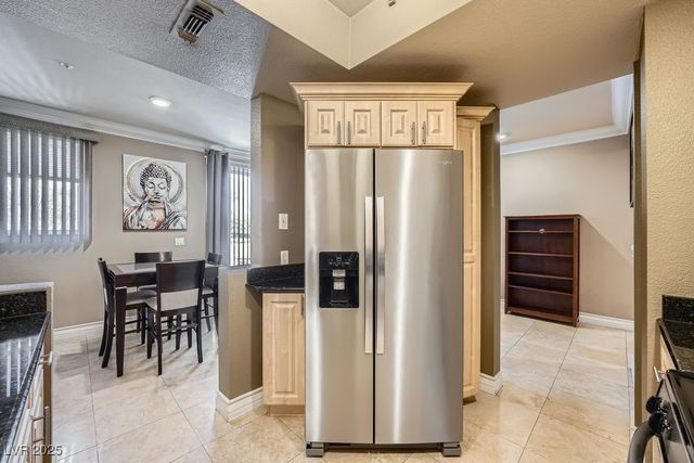 220 East Flamingo Road 402, Las Vegas, NV 89169