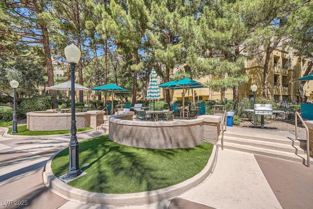 220 East Flamingo Road 402, Las Vegas, NV 89169