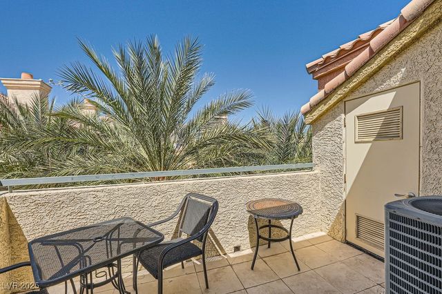 220 East Flamingo Road 402, Las Vegas, NV 89169