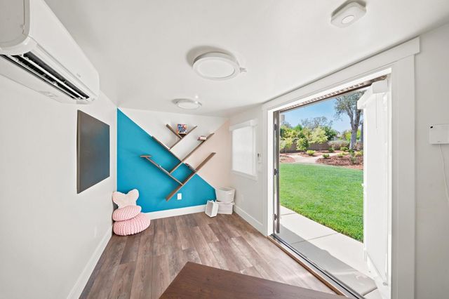 100 Barber Ct, El Dorado Hills, CA 95762