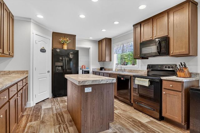 132 Treble Ln, Sparta, TN 38583