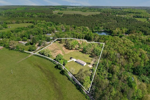 132 Treble Ln, Sparta, TN 38583